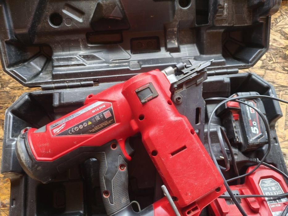 Gwoździarka Milwaukee m18 ffn502x