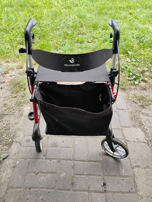 Chodzik dla osoby niepełnosprawnej