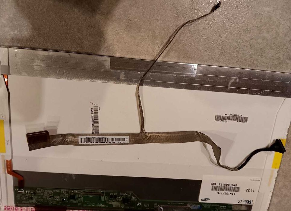 Samsung R540 - Oryginalna matryca Led  15,6" błyszcząca