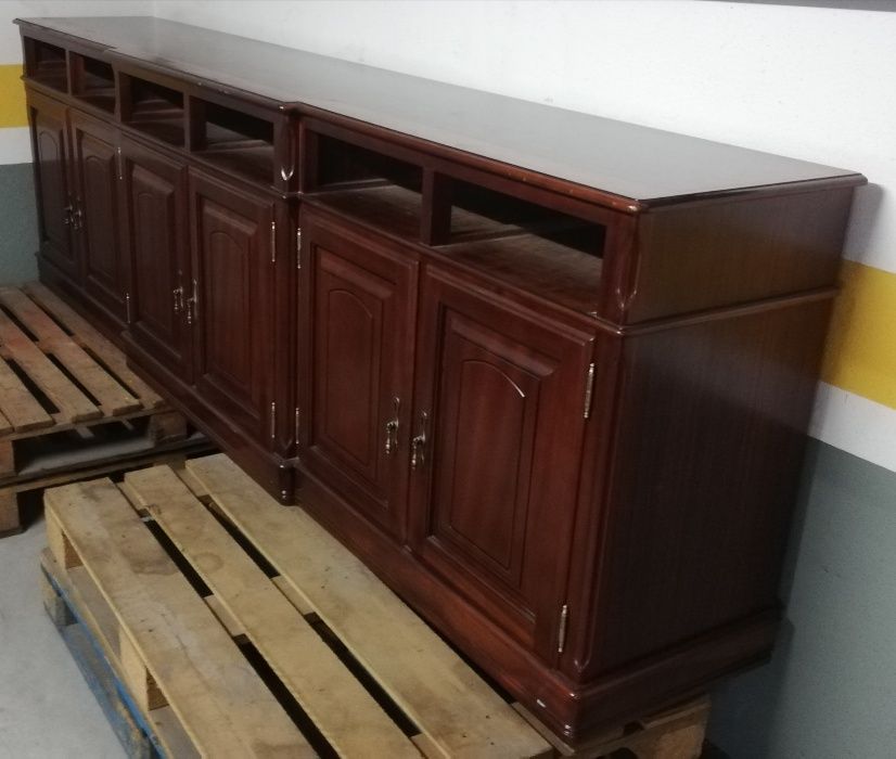 Móvel de Sala de dois módulos.