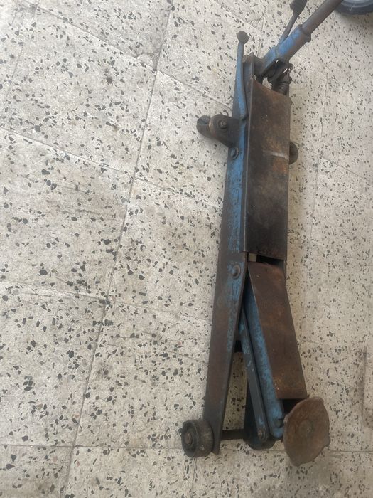 Macaco grande oficina