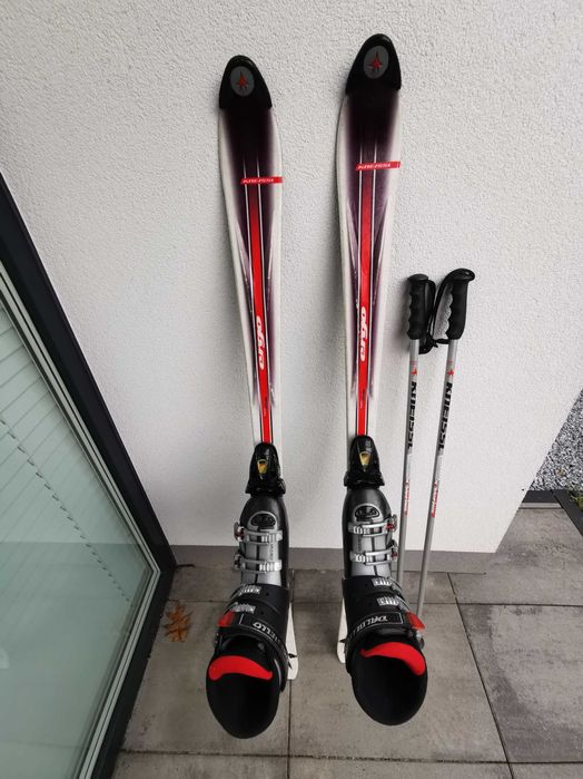 Zestaw narciarski Narty 154cm+wiązania+buty 26.5+kijki narciarskie 120