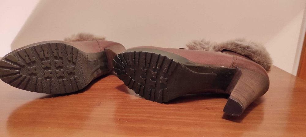 Botas novas tam.37
