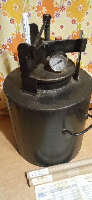Автоклав (майже новий)