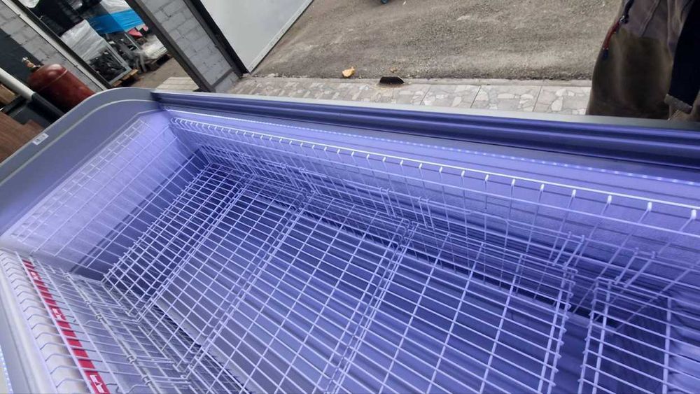 Морозильні ларі бонети AHT Miami 250 AD VS LED Антрацит. Германія