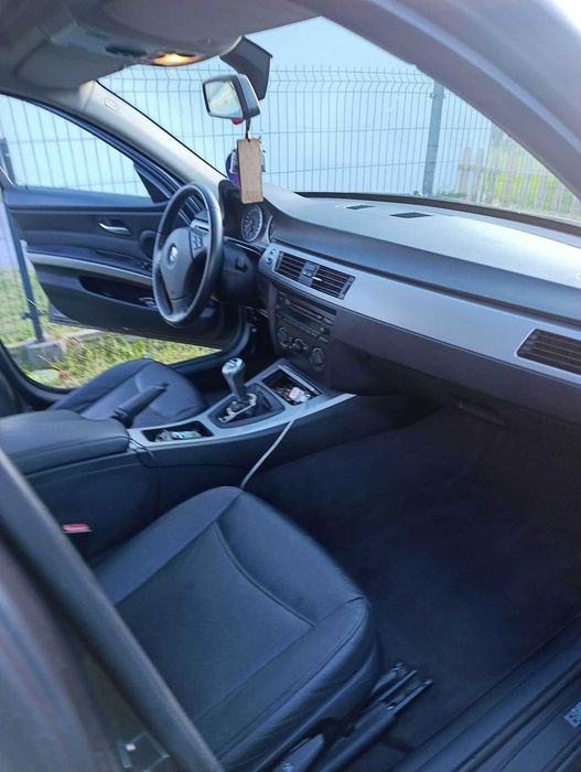BMW E90 320D M47