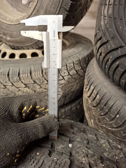 Зима пара 205/65/16 С шини + диски 6j16 et 50 5×118  трафік Рено