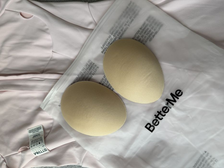 Бренд : BetterMe .   Стильний кетсьют із шортами.Комбінезон костюм .