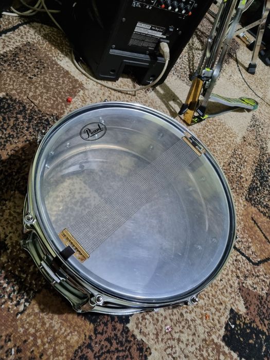 Werbel stalowy 14"x5,5"  Strojony 8śrub Pearl mirror chrome Steel shel