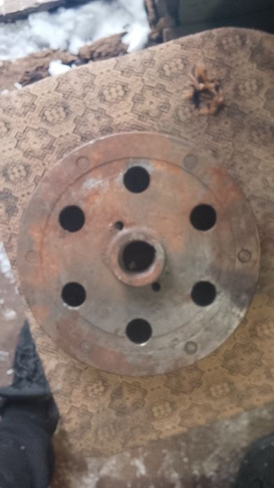 Маховик к750, бу.