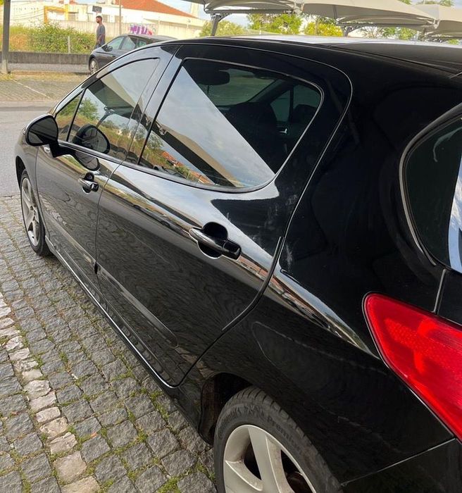 Peugeot 308 1.6 HDI ano 2009 em bom estado