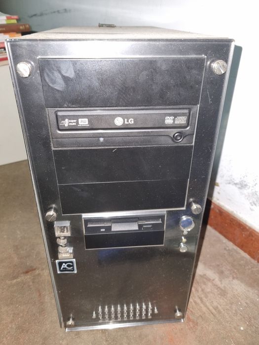 Computer, printer, speakers440239295038105603