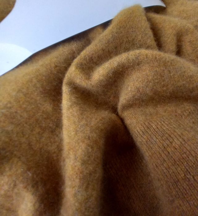 Светр 100% кашемір