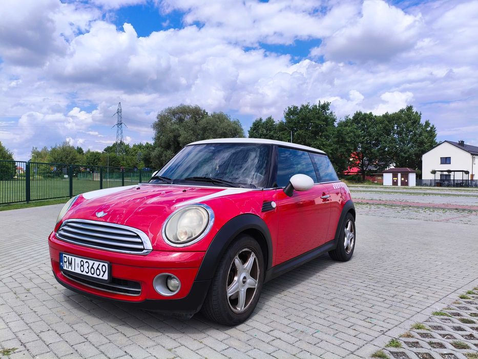 samochód osobowy mini cooper