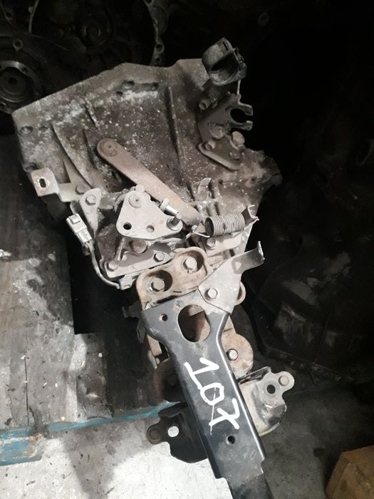Caixa de velocidades Peugeot 107
