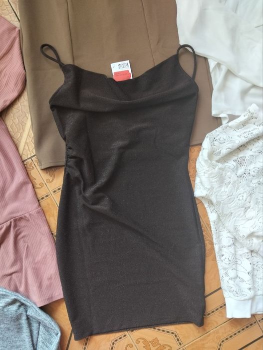 Продам лот одягу для дівчини XS S