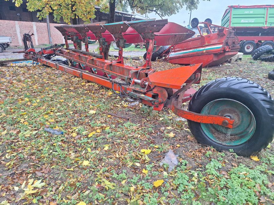 Pług sześcioskibowy Kverneland