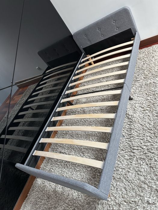 Cama de Solteiro Novíssima 0,90m x 2,00m