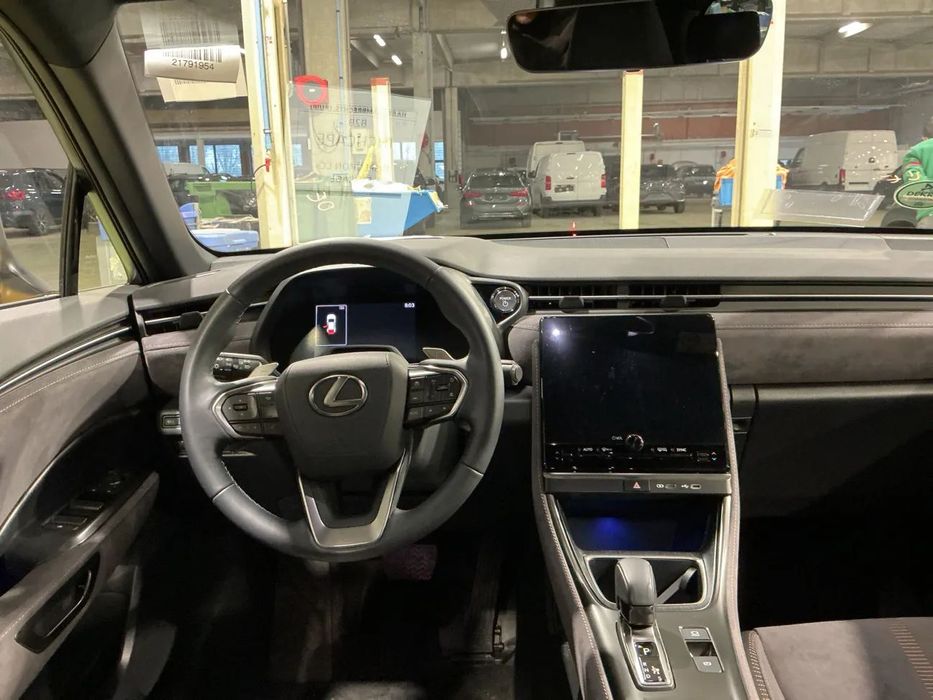 Lexus LBX Cool