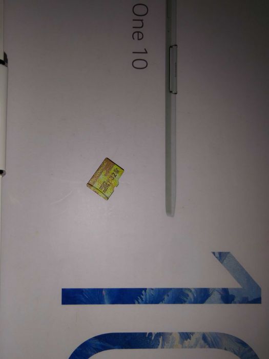 ACER Iconia One 10 | Como Novo