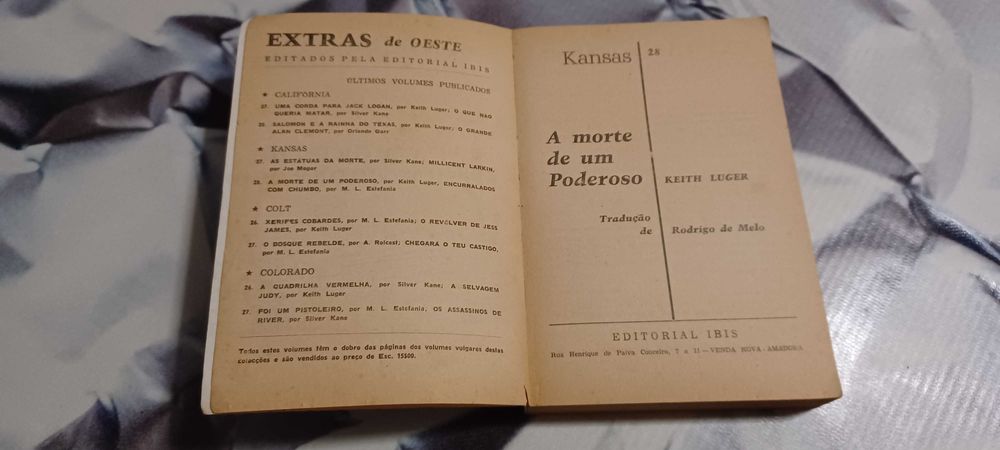 livros _Encurralados com Chumbo_A Morte de um Poderoso_