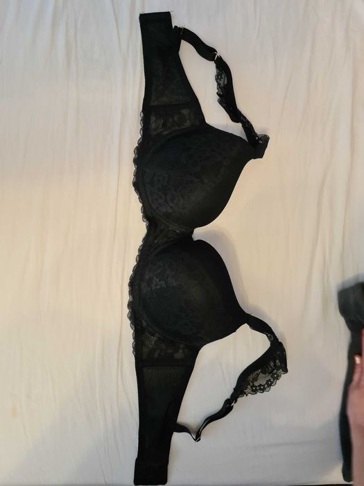 Biustonosz marki ESMARA rozmiar 85 D