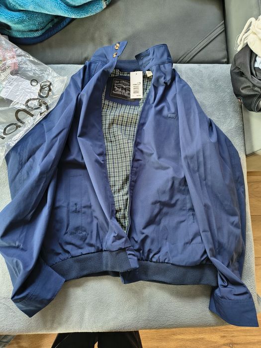 Kurtka granatowa bomberka nowa  Levi's  L