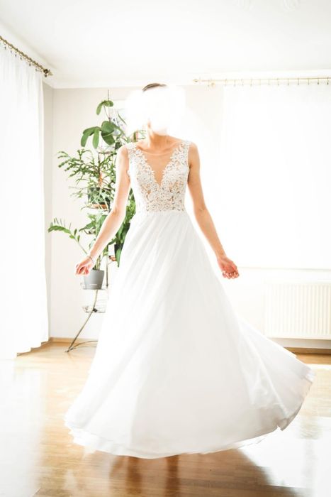 Suknia ślubna biała rozmiar XS/S