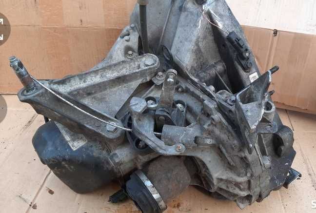JR5 131  Renault Megane II 2 1.5 dci kompletna skrzynia biegów JR5131