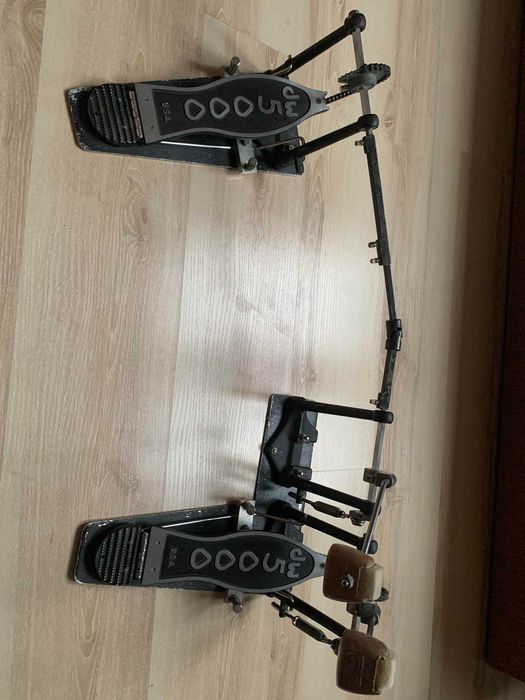 Twin podwójna stopa do perkusji DW 5000