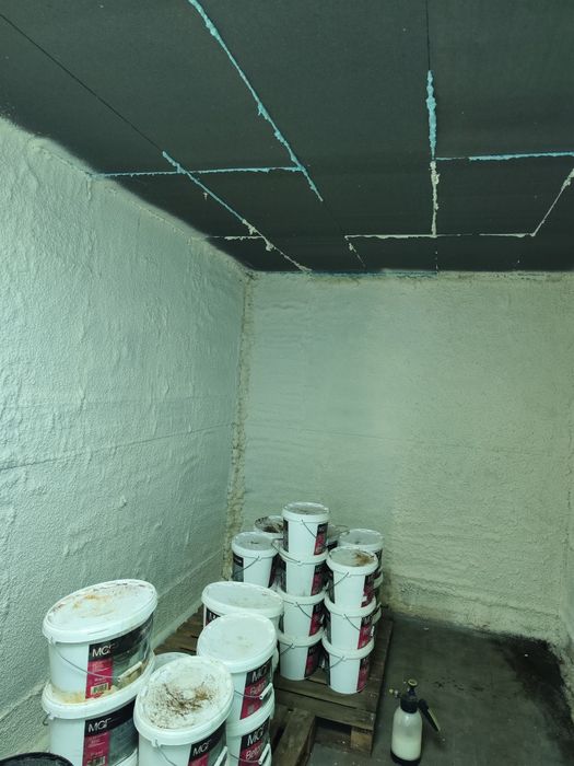 Склад утеплённый, полуприцеп рефрижератор на охраняемой территории