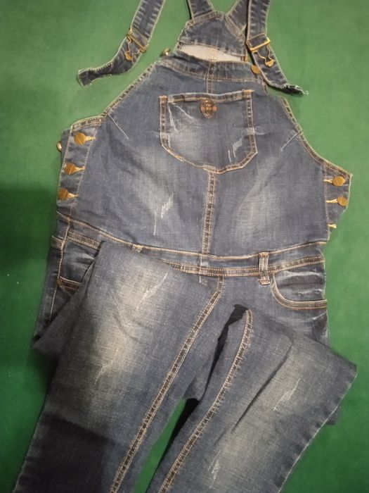 Комбінезон, джинси для вагітних