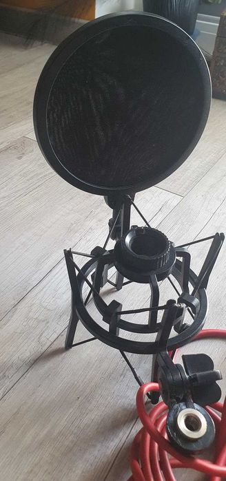 Focusrite Scarlett Studio CM25 – mikrofon studyjny pojemnościowy
