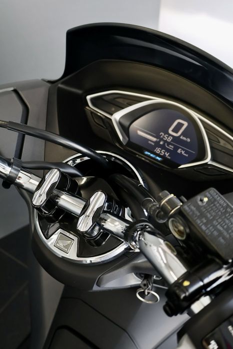 Honda pcx 125 ( apenas 1600 kms)