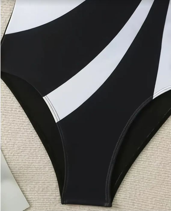 Купальник цельный на девочку