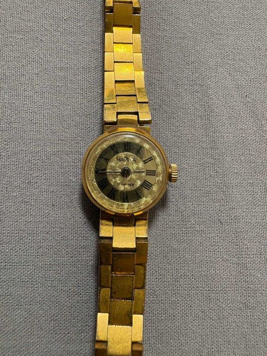 вінтажний позолочений наручний годинник луч гном та чайка 17 камней