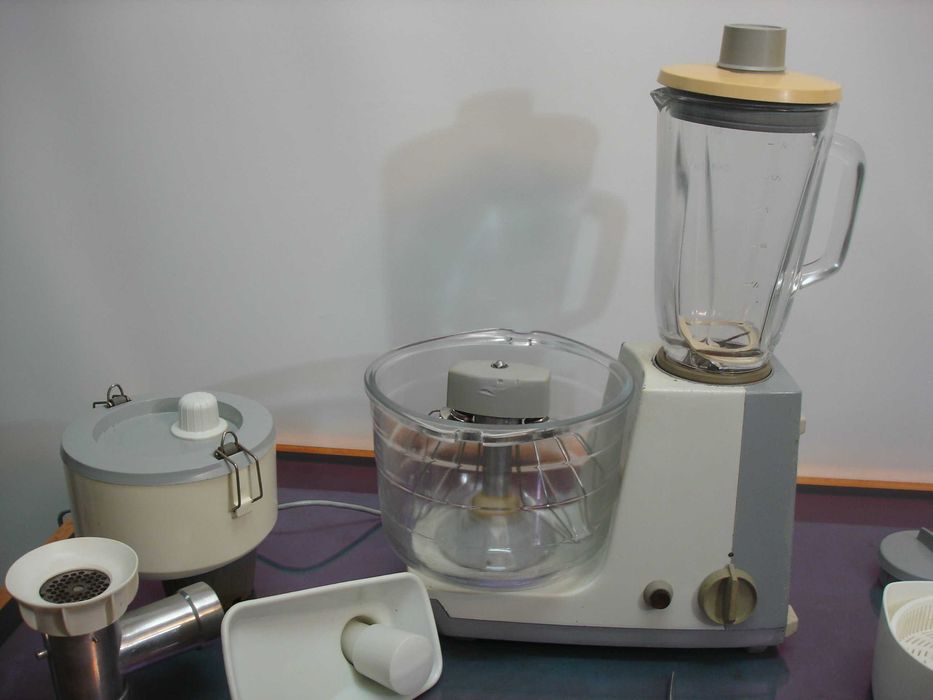 Batedeira Robot de cozinha ELECTROSTAR NX3-11222 de 1350 W.