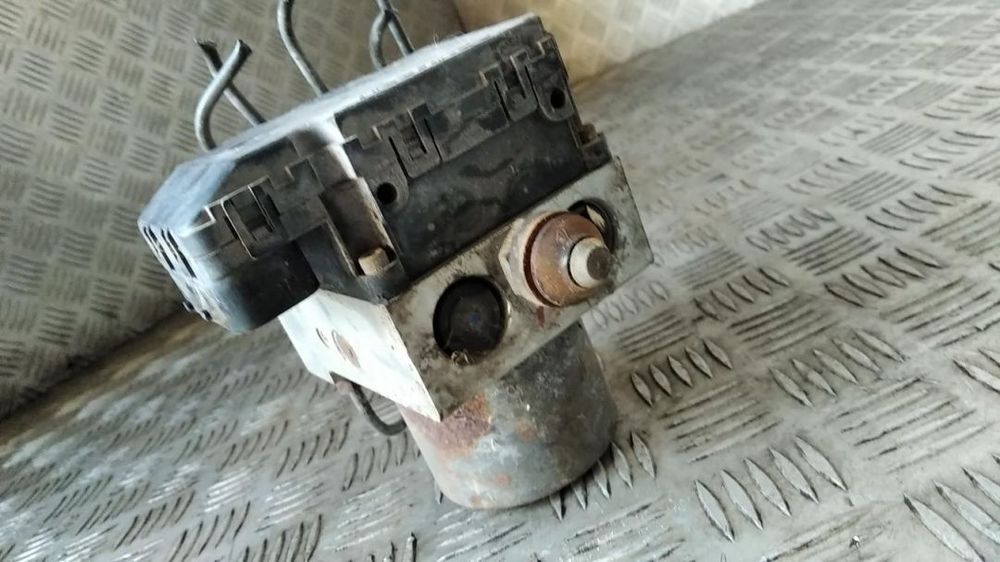 POMPA ABS SUZUKI IGNIS 00 03 POMPA STEROWNIK HAMULCOWA ABS 2WD