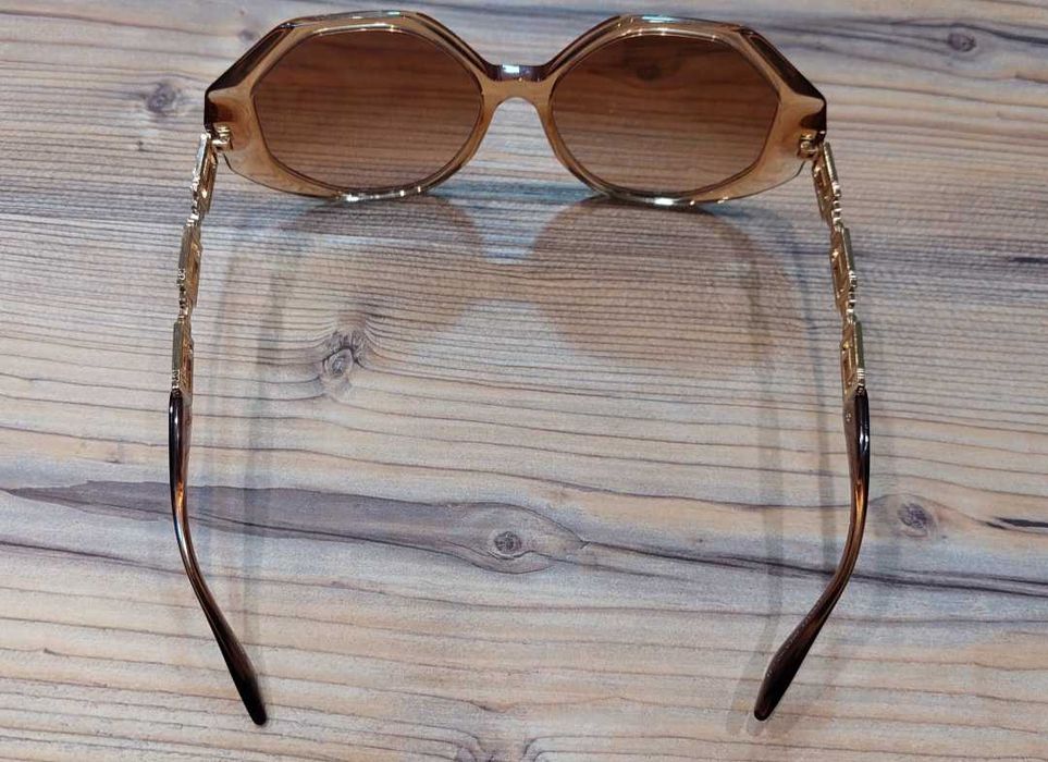 Duże damskie okulary przeciwslonieczne 4395 od Versace!