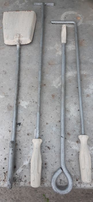 До пічки,мангала - подарок :Совок.кочерга каміна