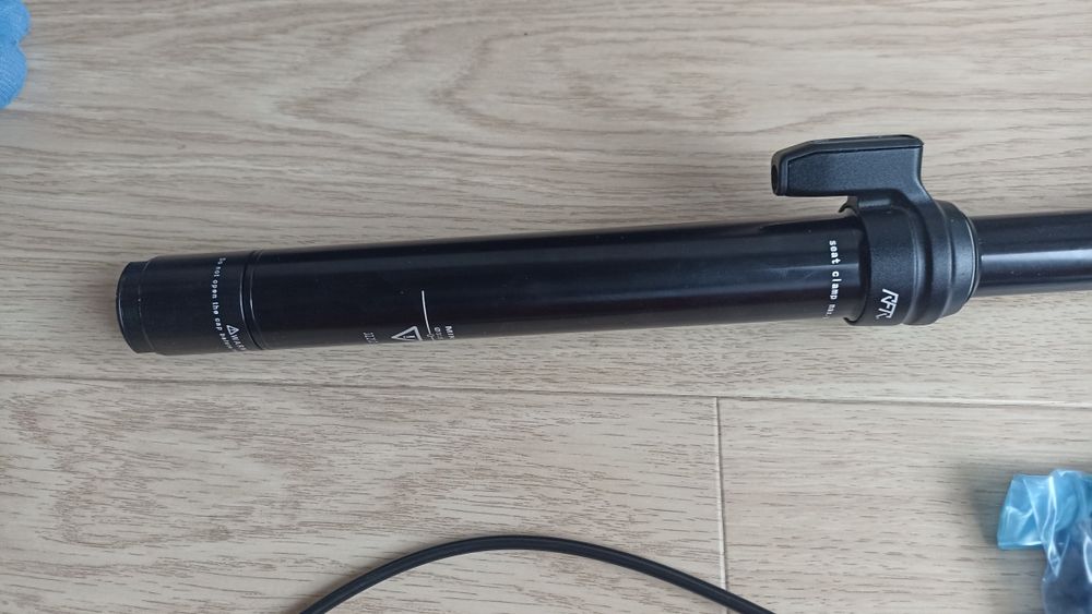 Sztyca  Regulowana 31,6 TranzX Pro RFR 120mm kabel na zewnątrz