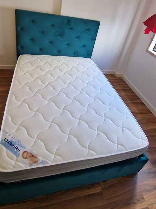 Camas de Casal Estofadas de Luxo 199€ Disp. em Várias Cores! 190x140m!