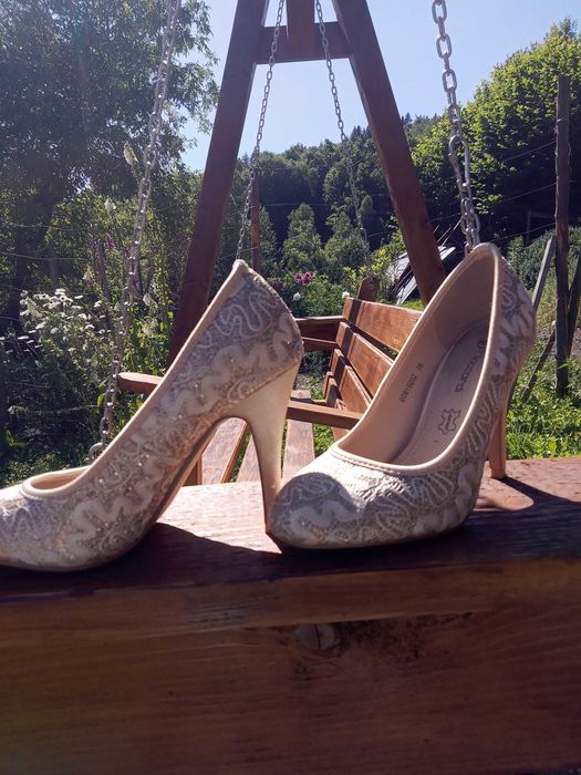 Buty damskie szpilki