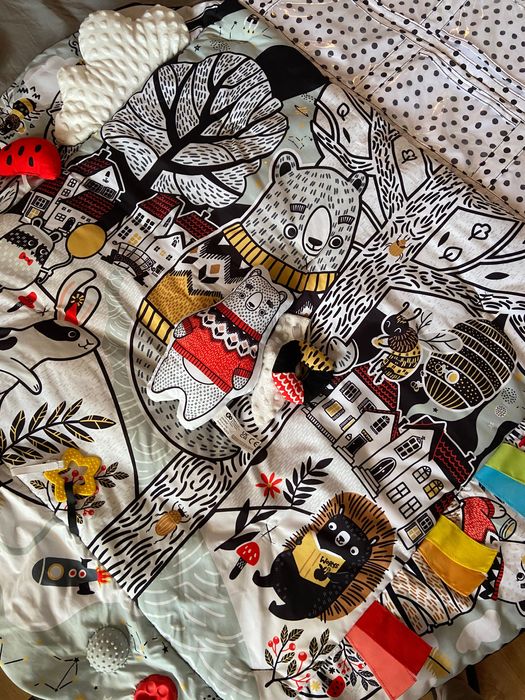 Mata dla dziecka niemowlę Kinderkraft kontrastowa