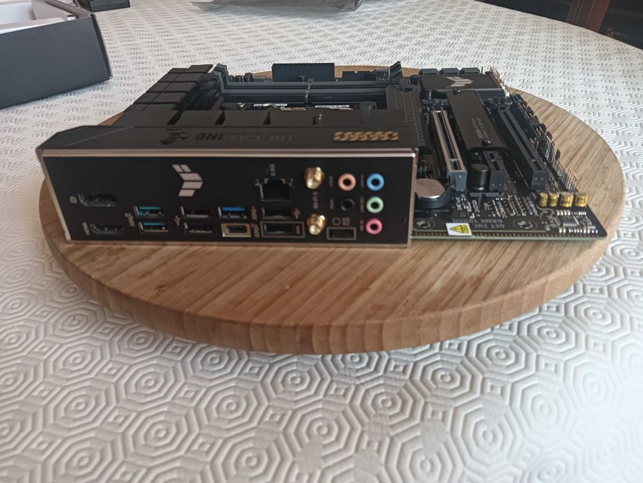 Motherboard Asus TUF B650M-Plus Gaming WiFi (Micro-ATX, AMD, AM5)