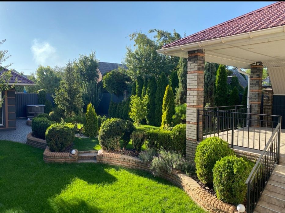 Продаж СУЧАСНОГО будинку з ЦОКОЛЬНИМ  поверхом вул. Солідарності ТОРГ