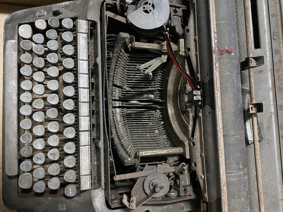 Máquina de escrever antiga