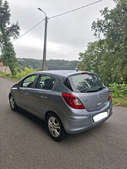 Opel Corsa 1.2 Cosmo 170000km 2010
