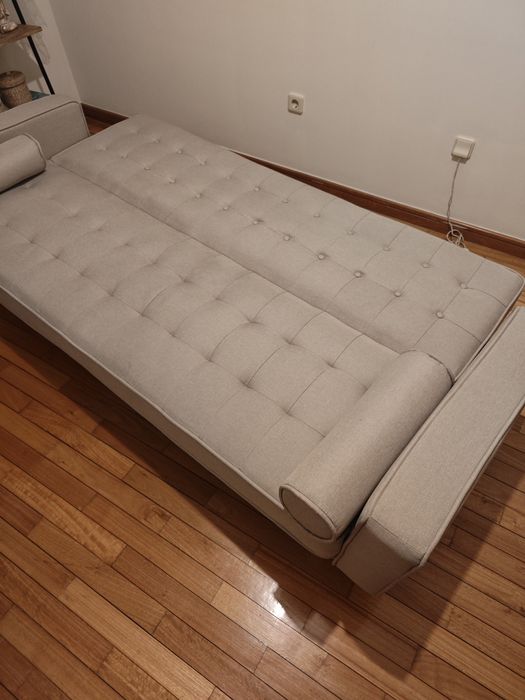 Sofá-cama bege Sklum, como novo