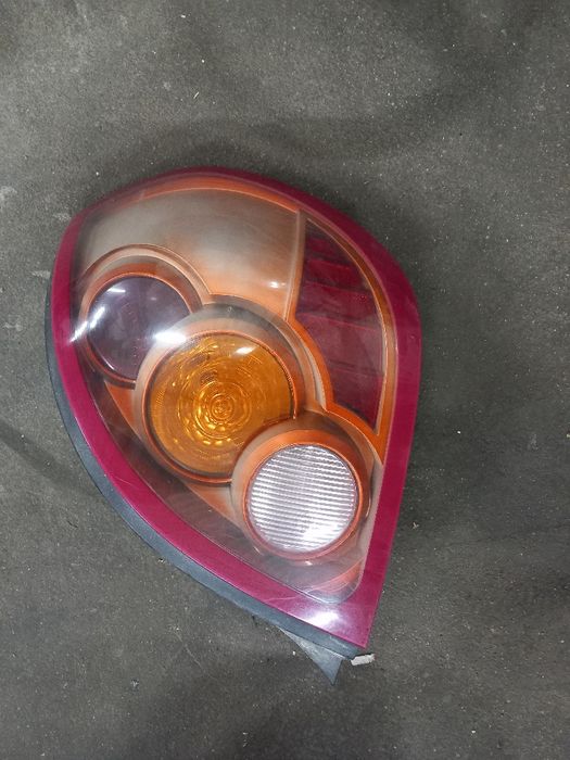 Lampa tył nissan almera n16 lift